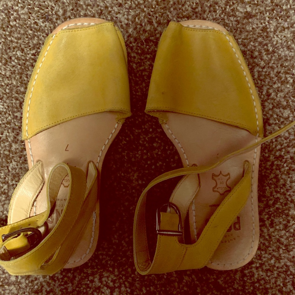 Pons yellow leather sandal.